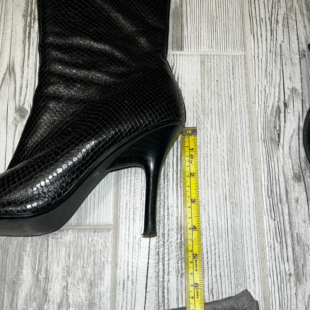 Linea Paolo black leather pointed toe bootie size 8.5 - Picture 11 of 14